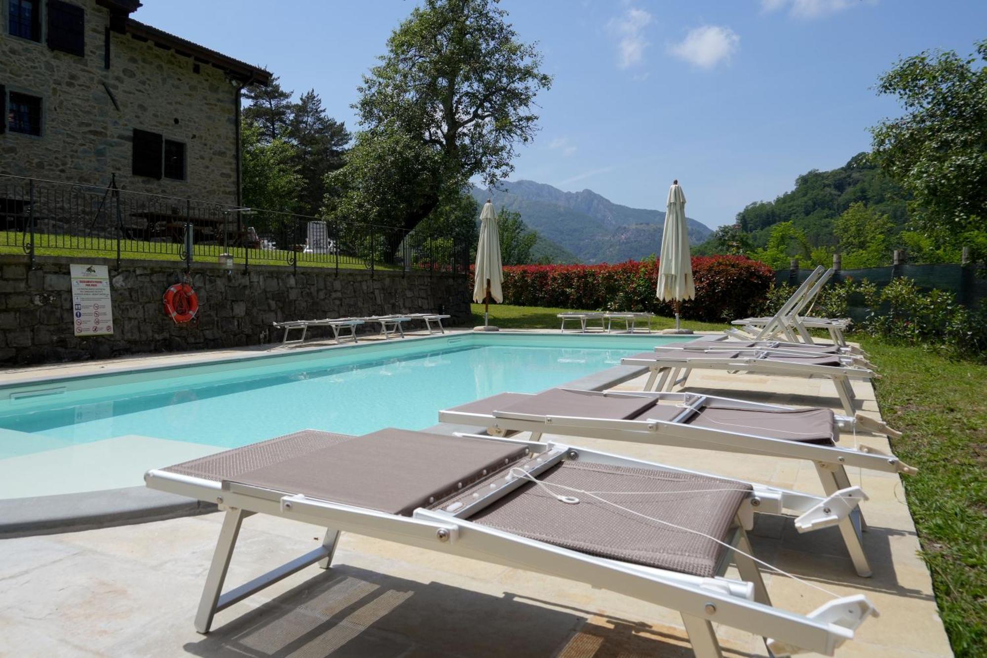 Il Paradiso Delle Beccacce Popiglio Exteriör bild
