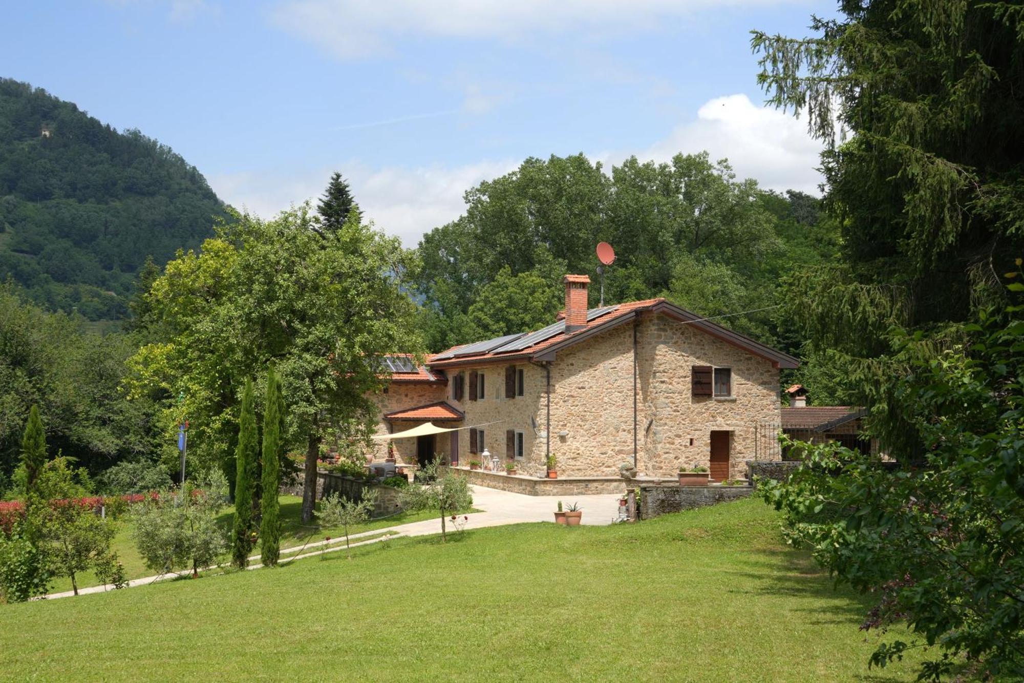 Il Paradiso Delle Beccacce Popiglio Exteriör bild